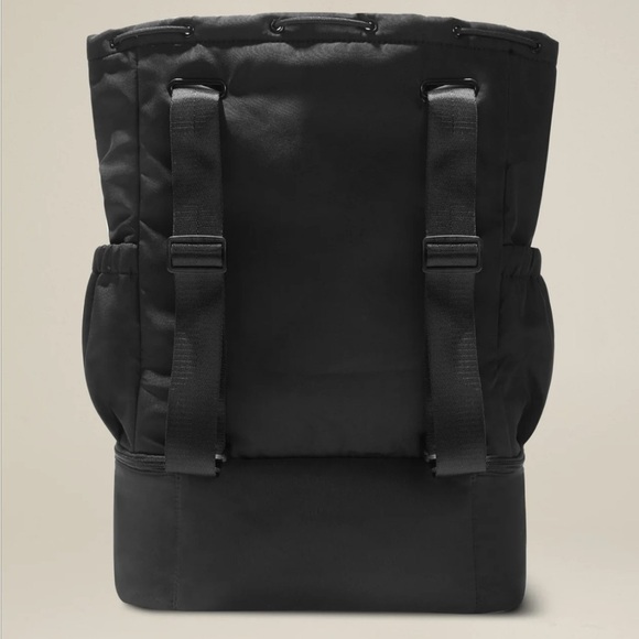 Beyond Yoga black Convertible Gym Bag - Picture 3 of 7